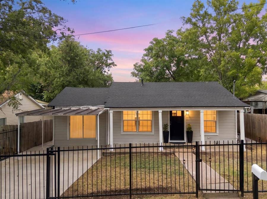 Property photo for 3120 N 17th Street, Waco, TX