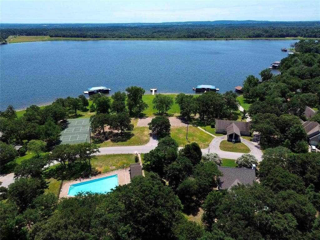 172 Charlya Drive, Athens, TX 75752 172 Charlya Drive, Athens, TX 75752