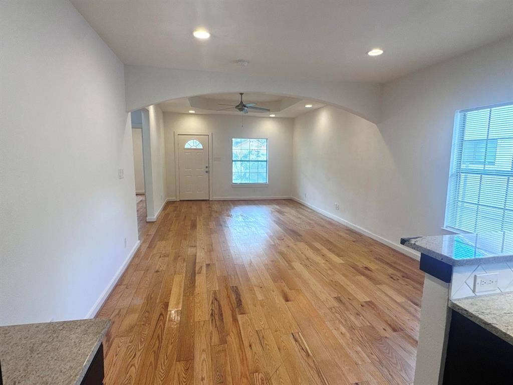 406 Lansing Street, Dallas, TX 75203 406 Lansing Street, Dallas, TX 75203