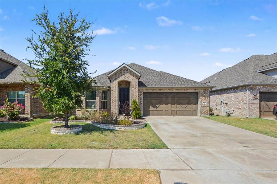 Property photo for 3829 Hereford Pass, Celina, TX