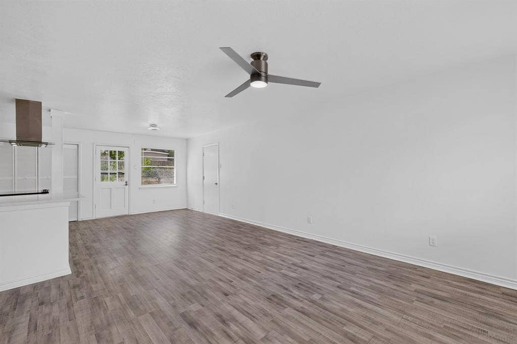 2942 Candlewick Lane, Farmers Branch, TX 75234 Living Room looking into Dining Area