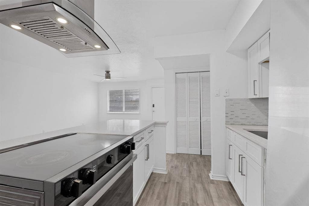 2942 Candlewick Lane, Farmers Branch, TX 75234 Kitchen