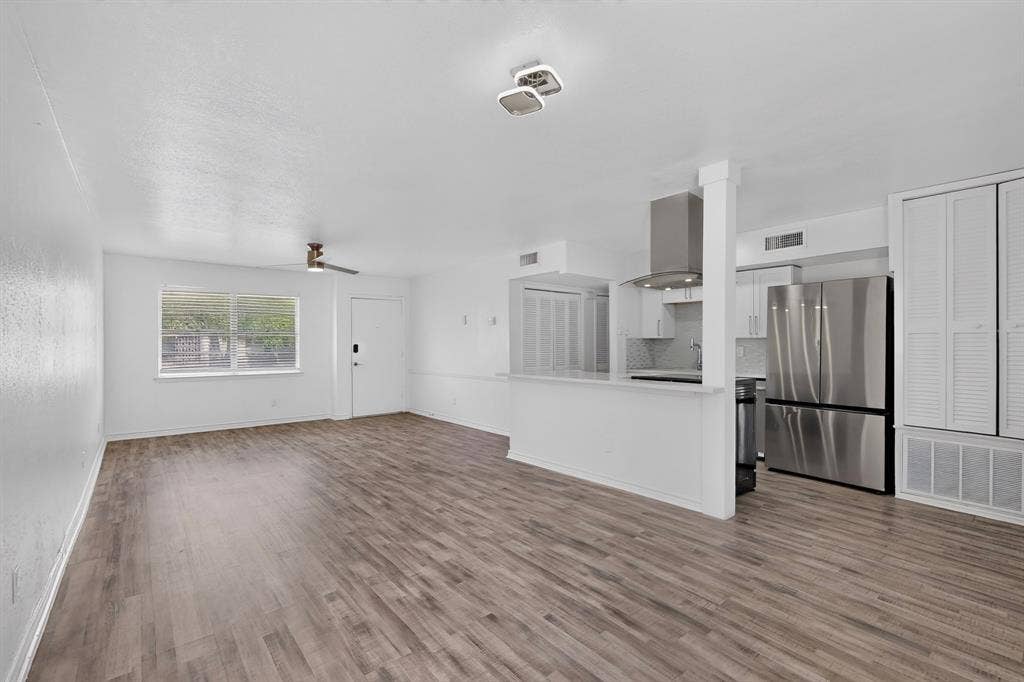 2942 Candlewick Lane, Farmers Branch, TX 75234 Living Room and Kitchen