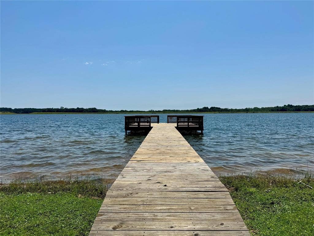 172-A Charlya Drive, Athens, TX 75752 172-A Charlya Drive, Athens, TX 75752