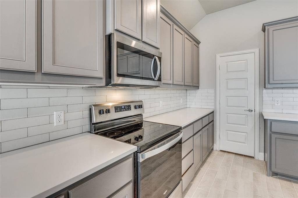 6206 Horizon Drive, Midlothian, TX 76065 6206 Horizon Drive, Midlothian, TX 76065