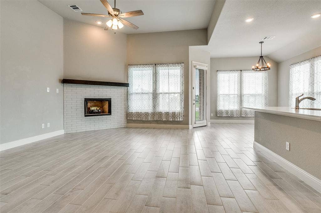 6206 Horizon Drive, Midlothian, TX 76065 6206 Horizon Drive, Midlothian, TX 76065