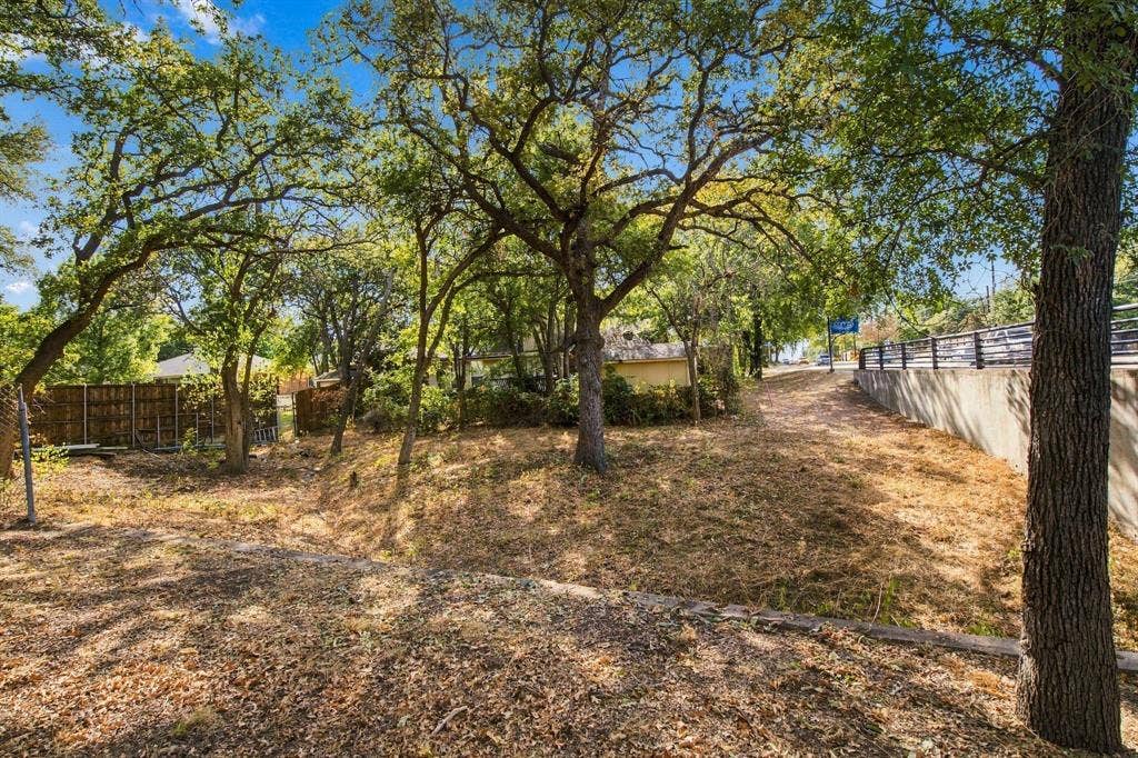 101 S Heartz Road, Coppell, TX 75019 101 S Heartz Road, Coppell, TX 75019