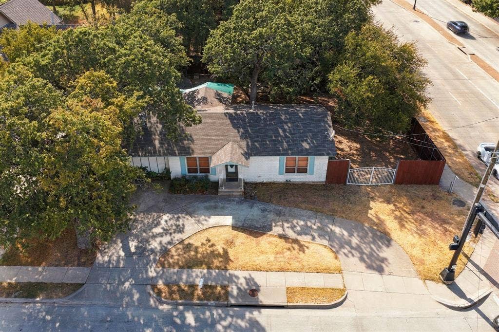 101 S Heartz Road, Coppell, TX 75019 101 S Heartz Road, Coppell, TX 75019