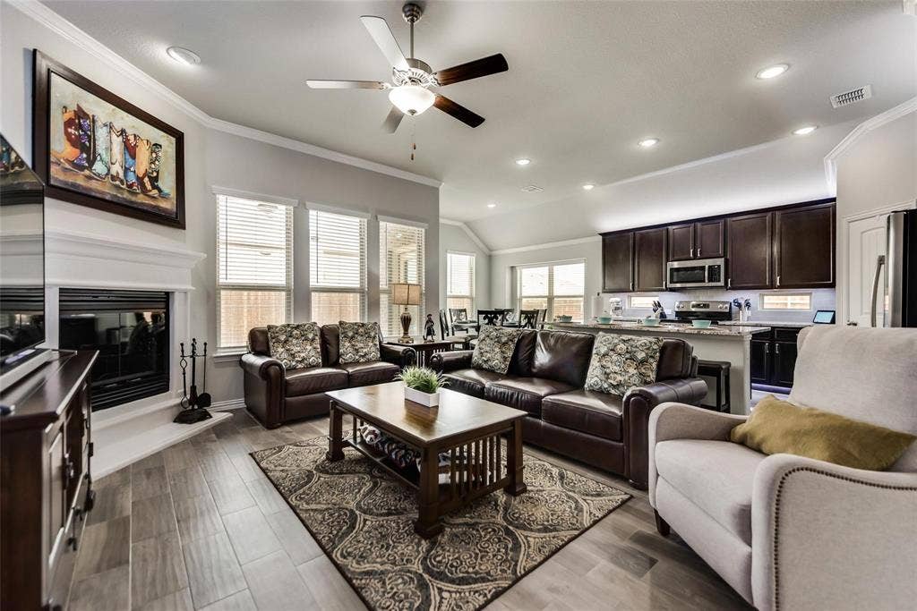 639 Devonshire Drive, Fate, TX 75189