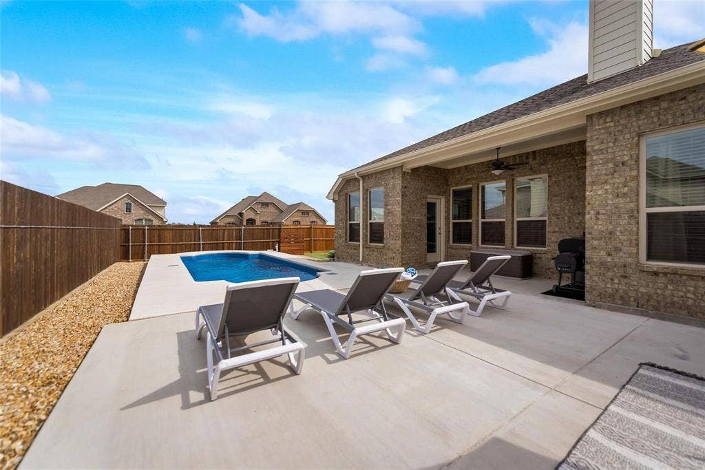 639 Devonshire Drive, Fate, TX 75189