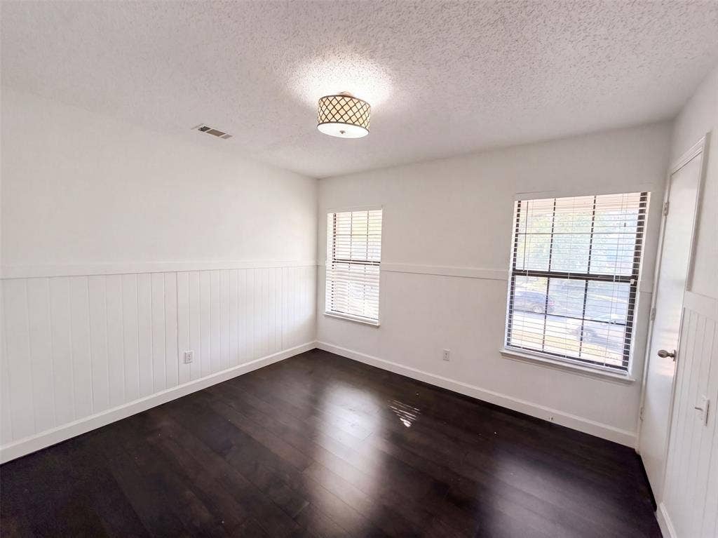 2226 Country Oaks Drive, Garland, TX 75040 2226 Country Oaks Drive, Garland, TX 75040