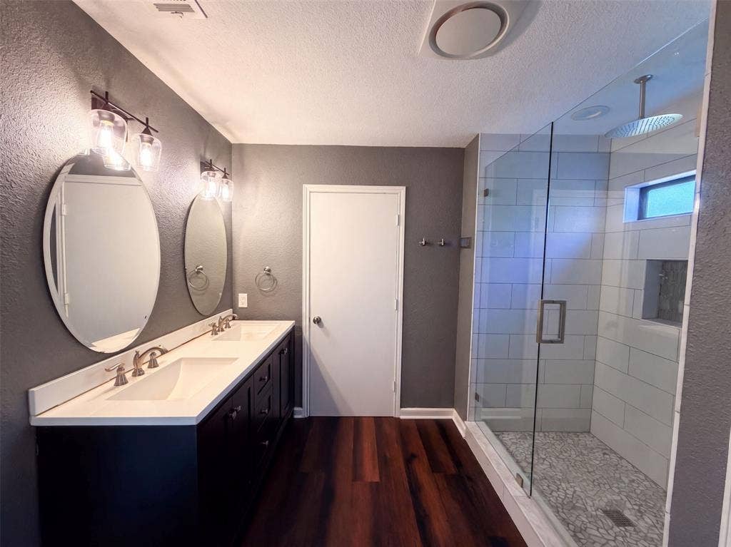 2226 Country Oaks Drive, Garland, TX 75040 2226 Country Oaks Drive, Garland, TX 75040