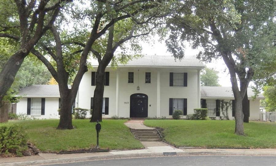 Property photo for 9023 Glen Springs Circle, Dallas, TX