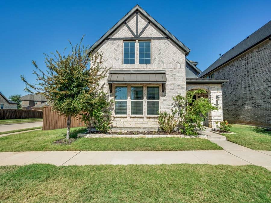 Property photo for 2076 Barx Drive, Little Elm, TX