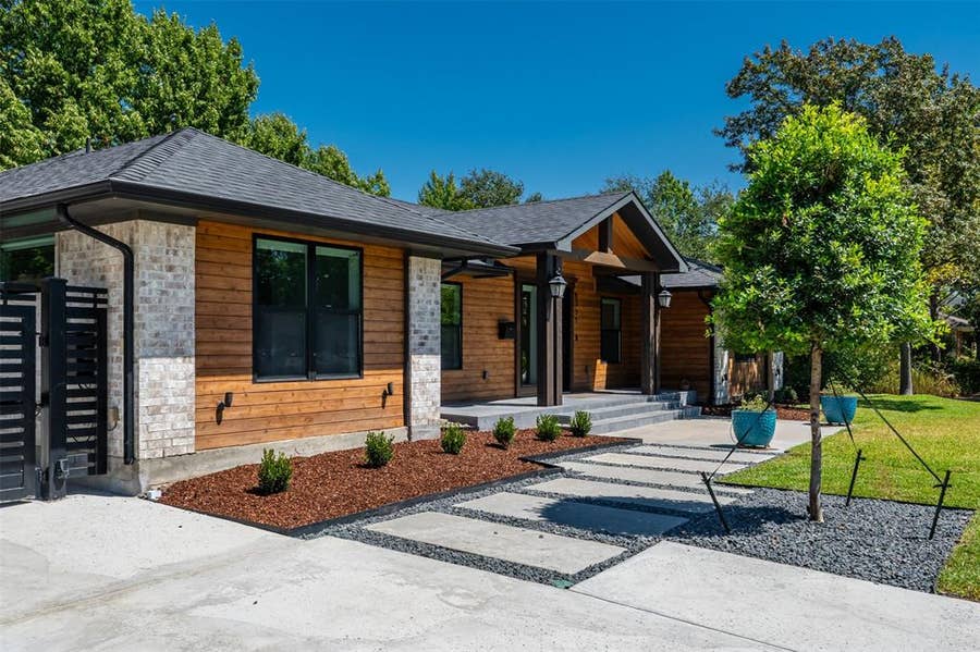 Property photo for 6331 Linden Lane, Dallas, TX