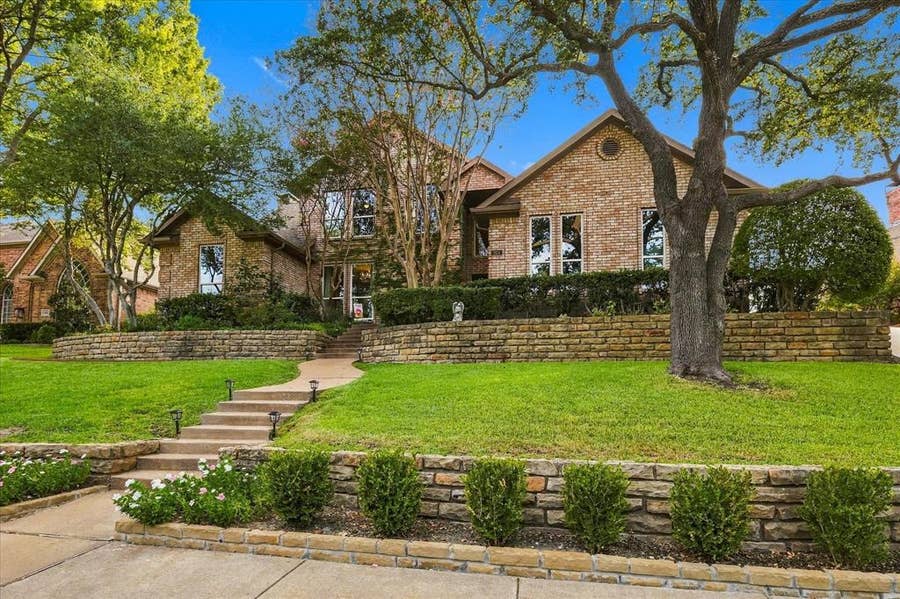 Property photo for 904 Hills Creek Drive, McKinney, TX