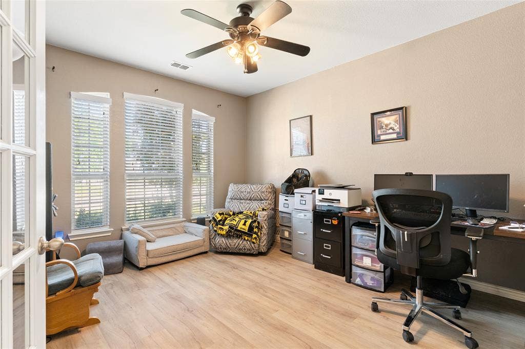 127 Chaco Drive, Forney, TX 75126 127 Chaco Drive, Forney, TX 75126