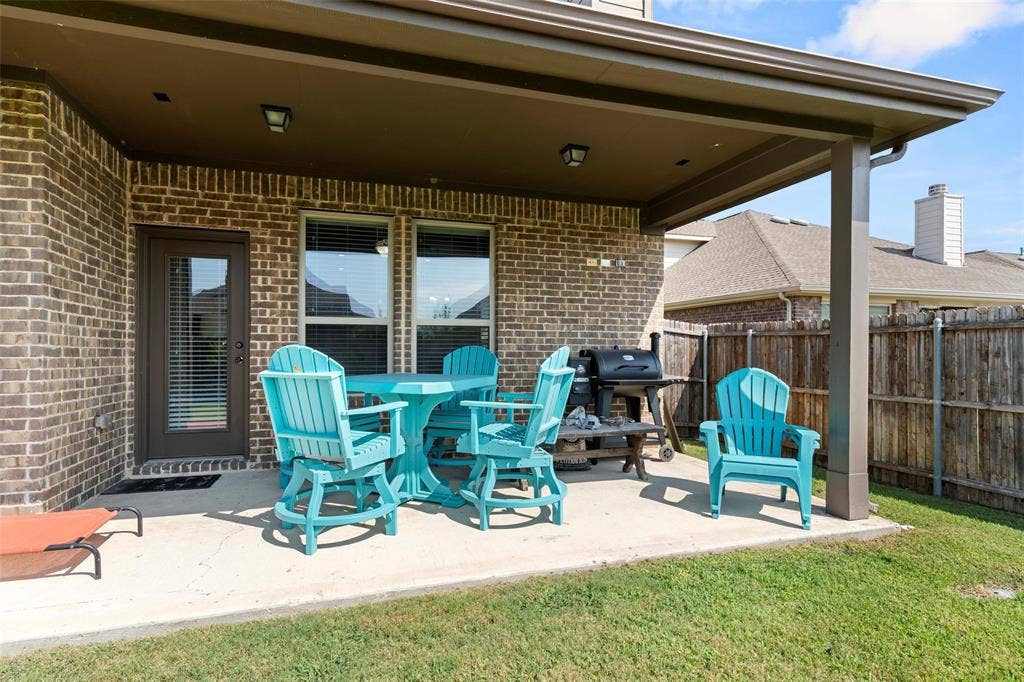 127 Chaco Drive, Forney, TX 75126 127 Chaco Drive, Forney, TX 75126