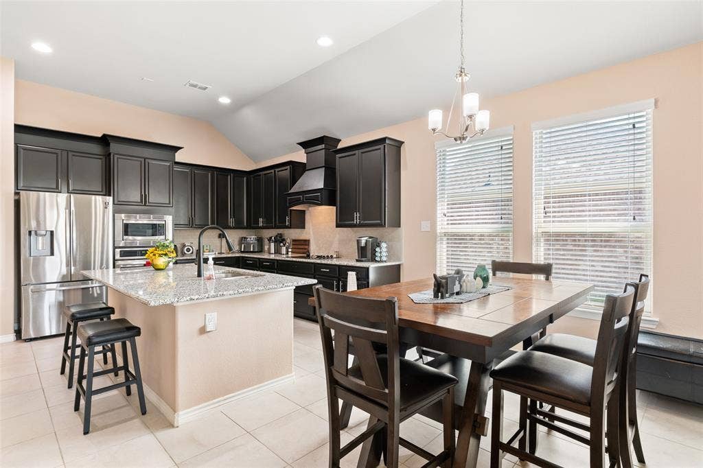 127 Chaco Drive, Forney, TX 75126 127 Chaco Drive, Forney, TX 75126
