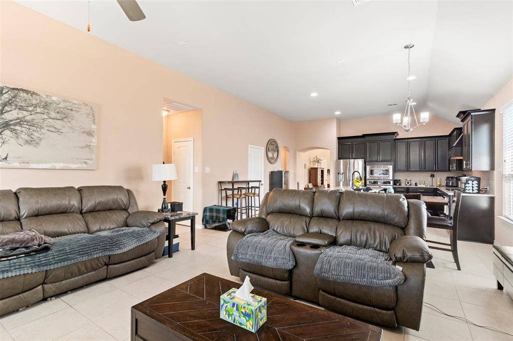 127 Chaco Drive, Forney, TX 75126 127 Chaco Drive, Forney, TX 75126