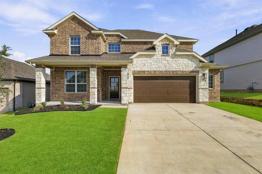 Property photo for 6928 Night Owl Lane, Fort Worth, TX