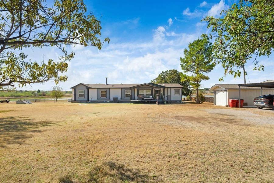 Property photo for 7653 FM 2606, Henrietta, TX