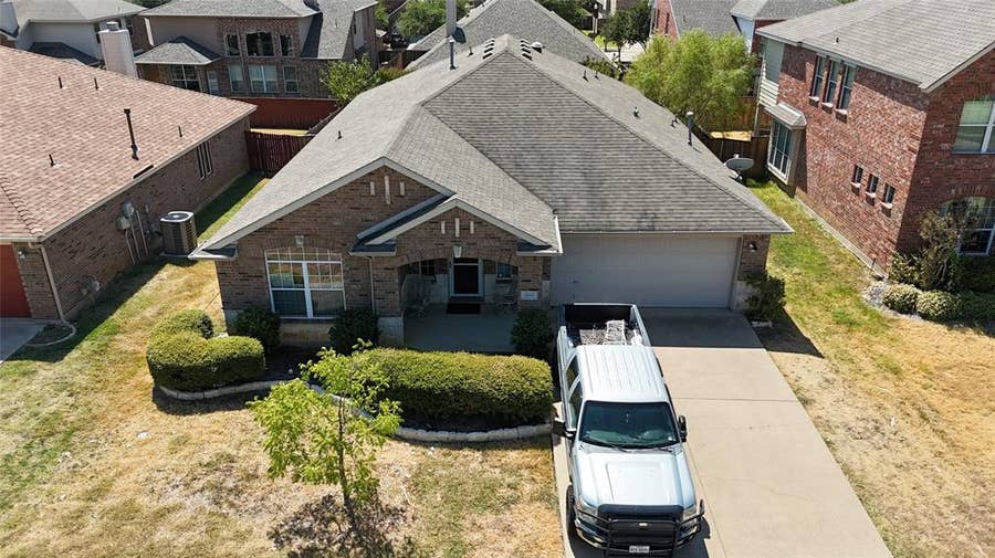 Property photo for 4844 Grinstein Drive, Fort Worth, TX