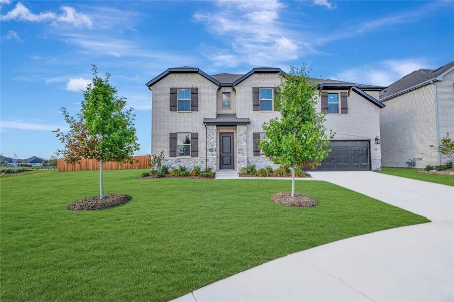 Property photo for 1161 Honey Falls Lane, Lavon, TX