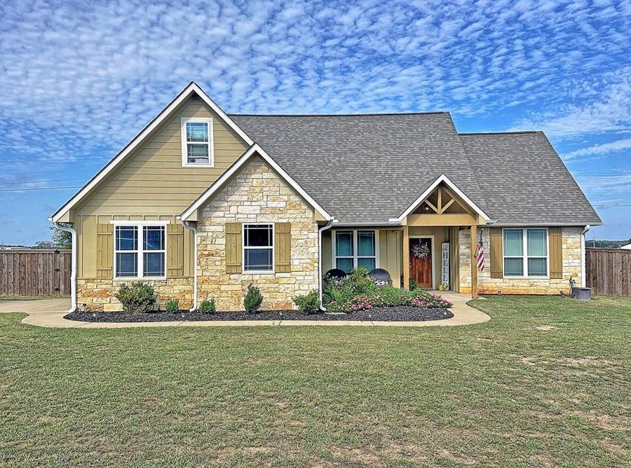 Property photo for 6003 Sunrise, Athens, TX