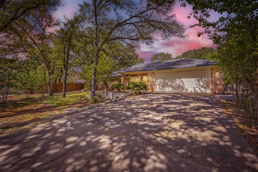 Property photo for 5008 Tahoka Drive, De Cordova, TX