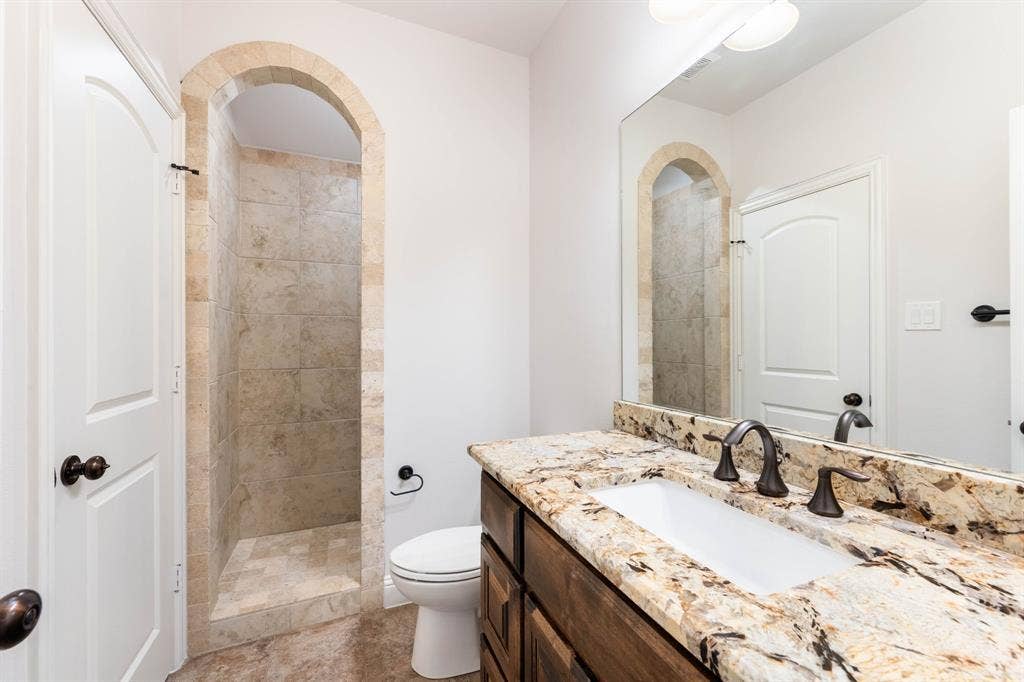 2313 Windjammer Way, Rowlett, TX 75088