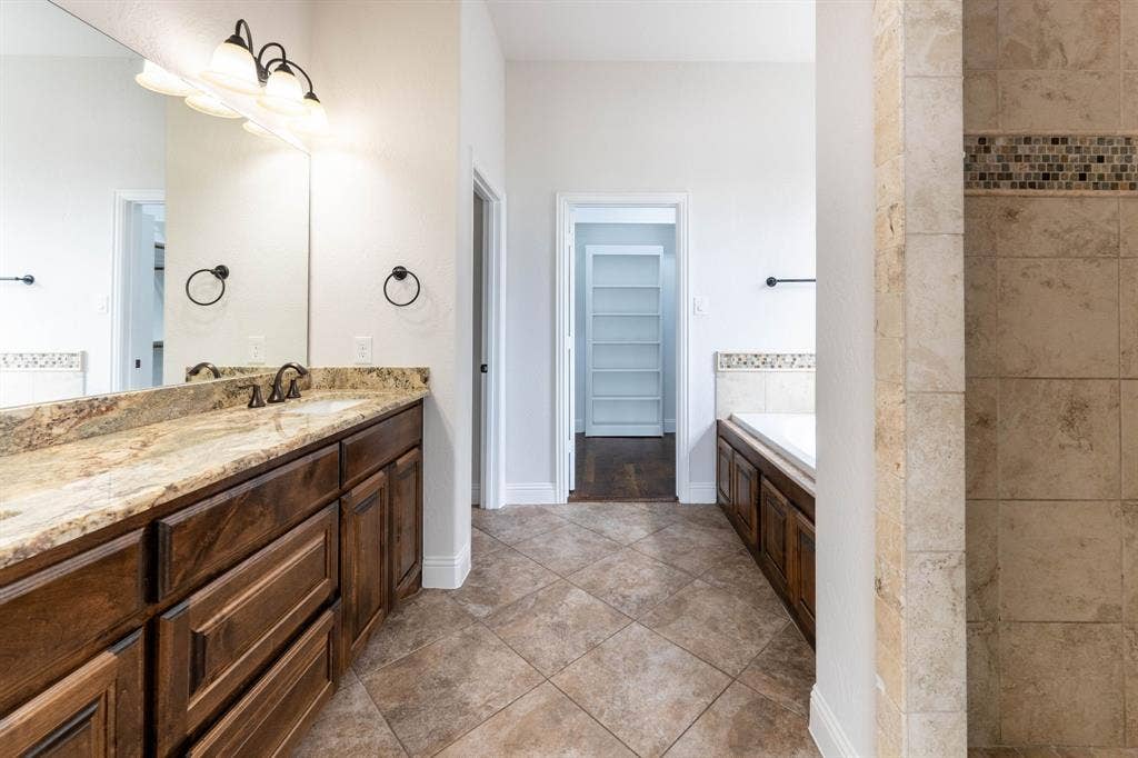 2313 Windjammer Way, Rowlett, TX 75088