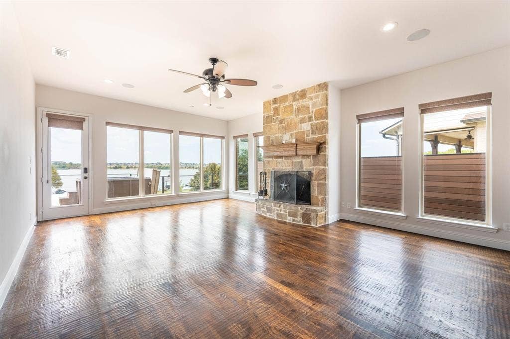 2313 Windjammer Way, Rowlett, TX 75088