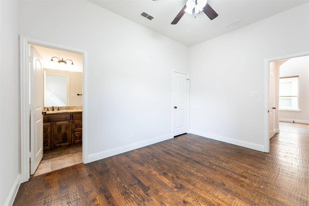 2313 Windjammer Way, Rowlett, TX 75088