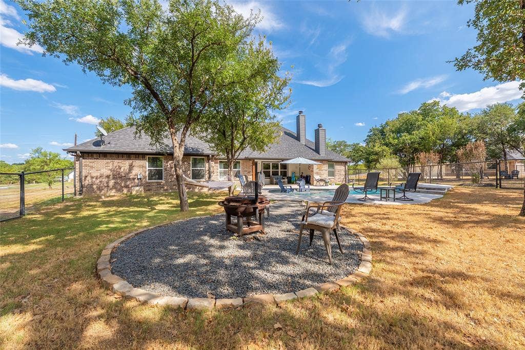 1075 Knoxmiller Court, Weatherford, TX 76088 1075 Knoxmiller Court, Weatherford, TX 76088
