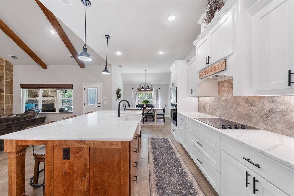 1075 Knoxmiller Court, Weatherford, TX 76088 1075 Knoxmiller Court, Weatherford, TX 76088