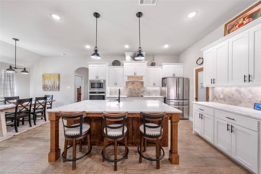 1075 Knoxmiller Court, Weatherford, TX 76088 1075 Knoxmiller Court, Weatherford, TX 76088