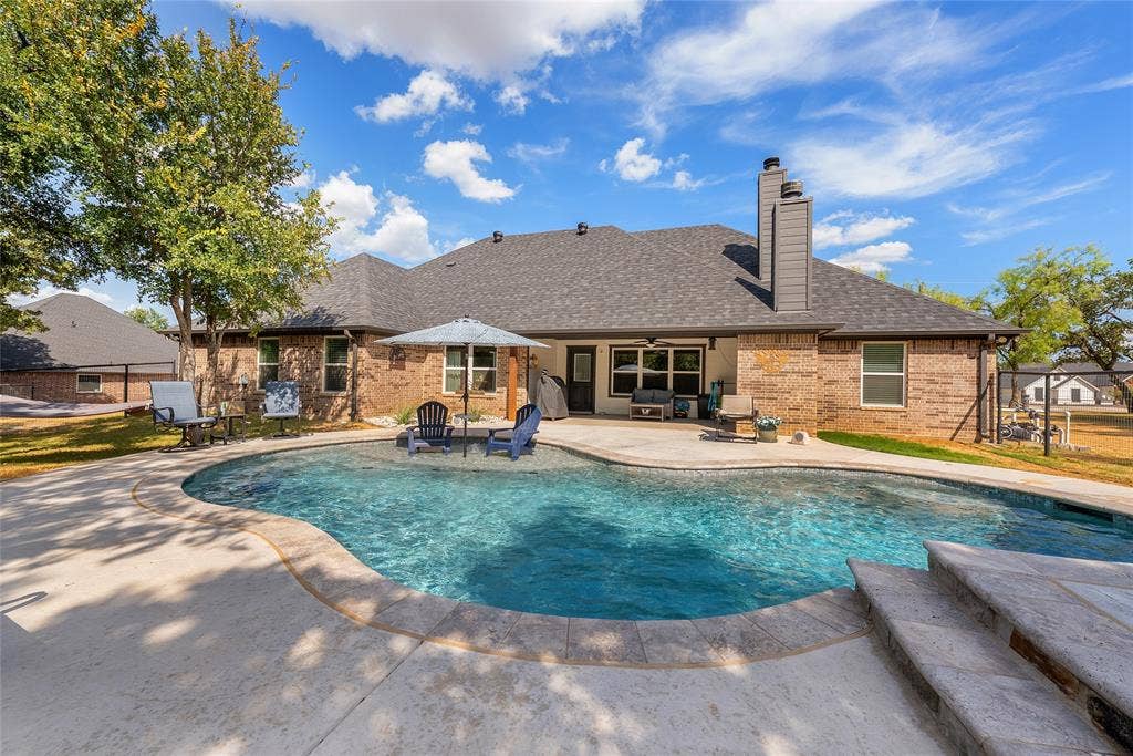 1075 Knoxmiller Court, Weatherford, TX 76088 1075 Knoxmiller Court, Weatherford, TX 76088