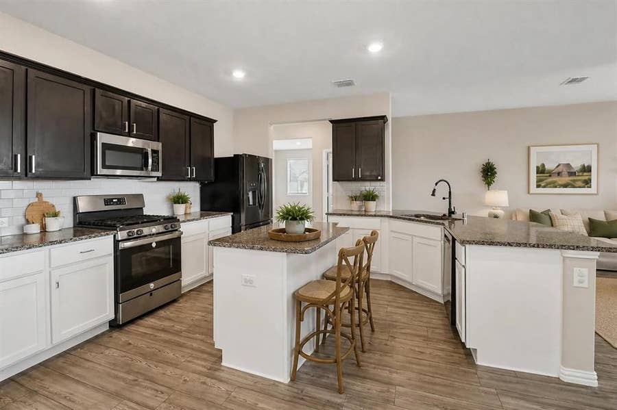 Property photo for 2401 Lemco Drive, Forney, TX