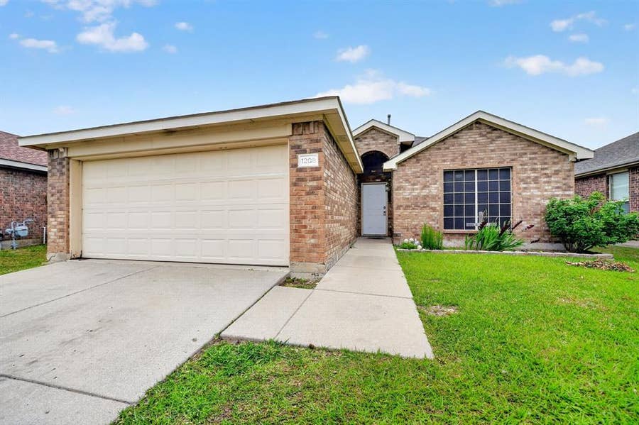 Property photo for 1208 Bent Tree Road, Royse City, TX
