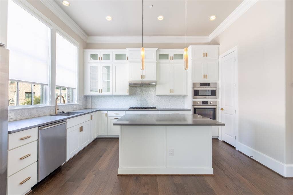 4116 Runyon Road, Addison, TX 75001 4116 Runyon Road, Addison, TX 75001