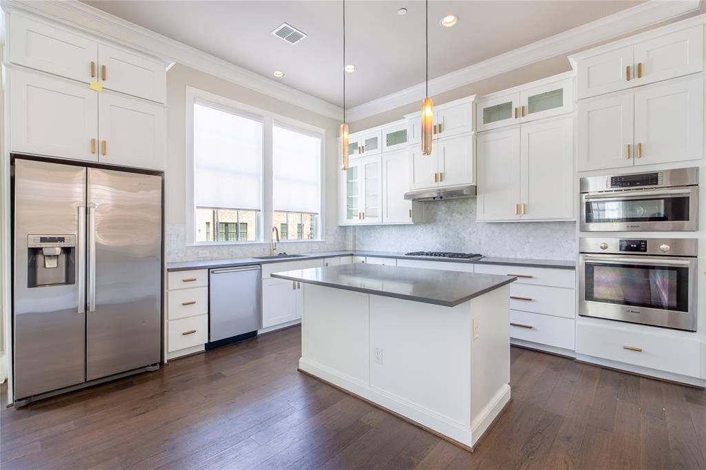 4116 Runyon Road, Addison, TX 75001 4116 Runyon Road, Addison, TX 75001