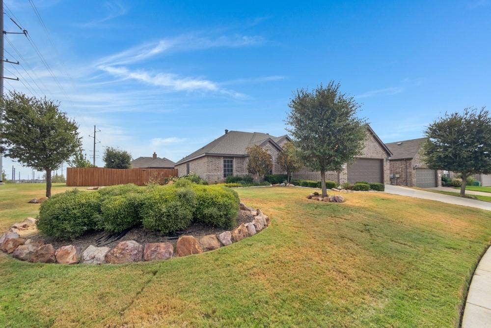 3712 Ann Arbor Lane, Denton, TX 76207 Large Corner Lot
