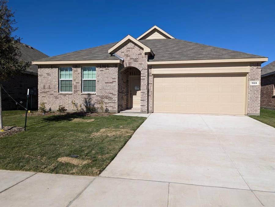 Property photo for 1824 White Ash Way, McKinney, TX
