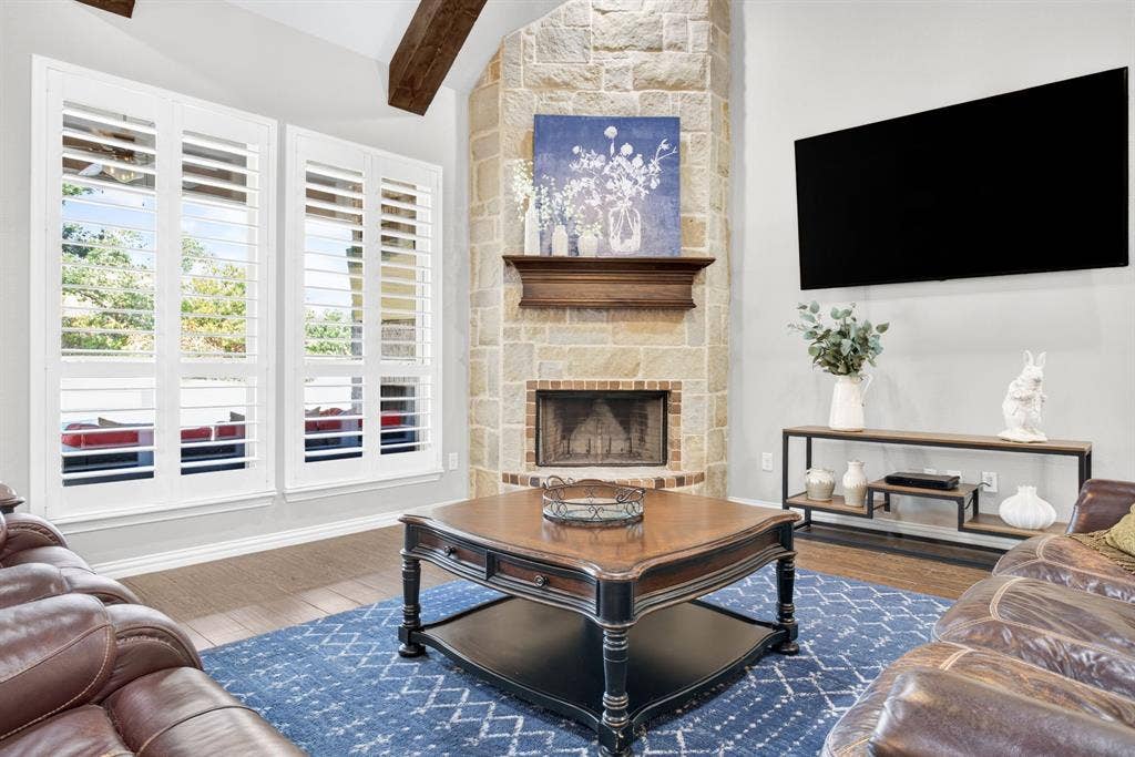 164 Spring Meadow Drive, Springtown, TX 76082 164 Spring Meadow Drive, Springtown, TX 76082