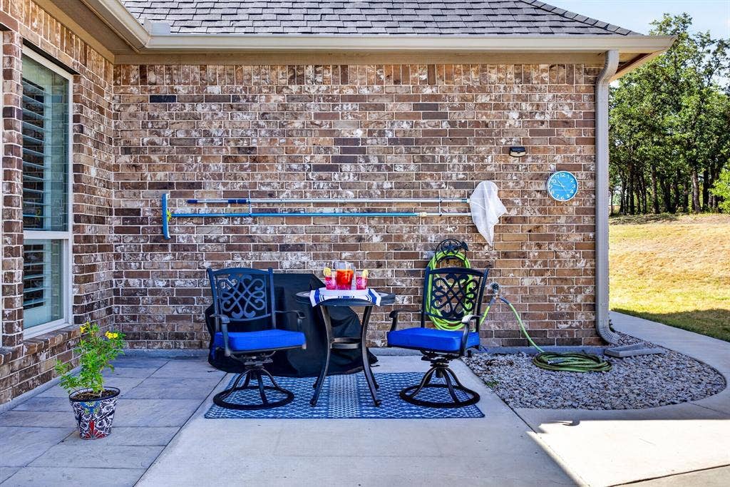164 Spring Meadow Drive, Springtown, TX 76082 164 Spring Meadow Drive, Springtown, TX 76082