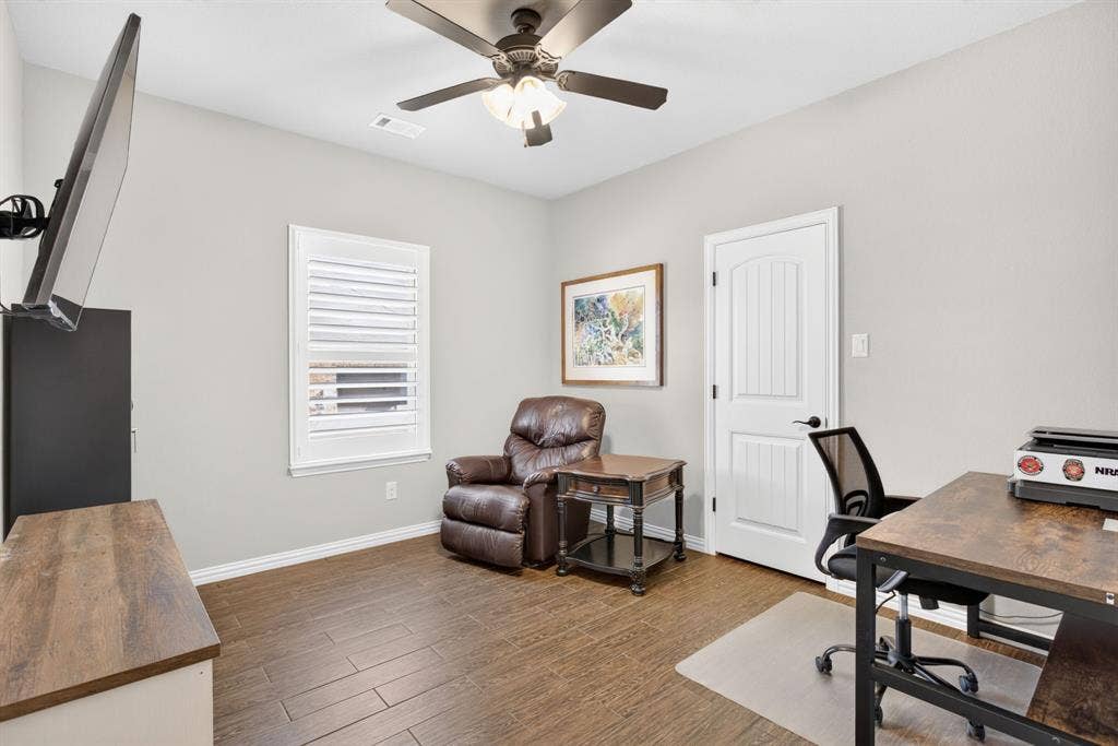 164 Spring Meadow Drive, Springtown, TX 76082 164 Spring Meadow Drive, Springtown, TX 76082