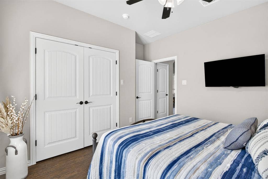 164 Spring Meadow Drive, Springtown, TX 76082 164 Spring Meadow Drive, Springtown, TX 76082