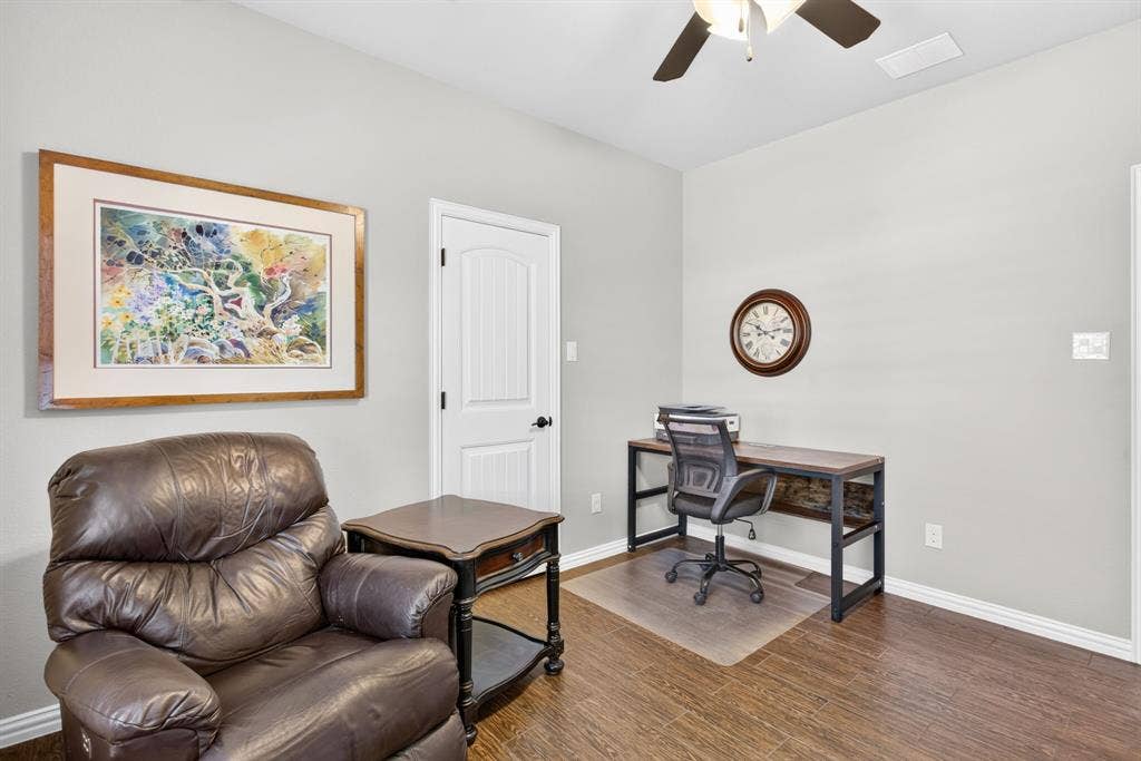 164 Spring Meadow Drive, Springtown, TX 76082 164 Spring Meadow Drive, Springtown, TX 76082