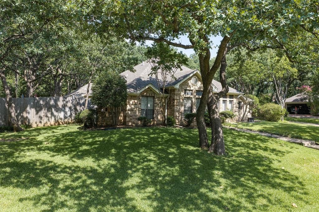 1142 Misty Oak Lane, Keller, TX 76248 1142 Misty Oak Lane, Keller, TX 76248
